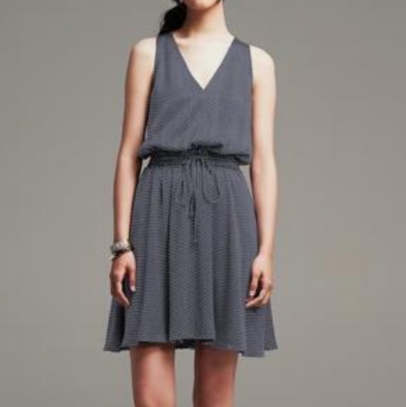 Banana Republic Sleeveless Dress - 6 - Picture 6 of 6